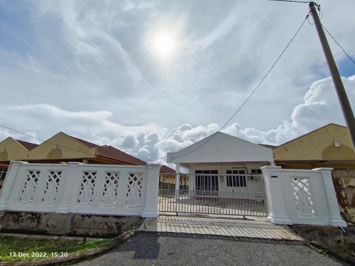 Seaview Promenade Homestay Dungun Εξωτερικό φωτογραφία